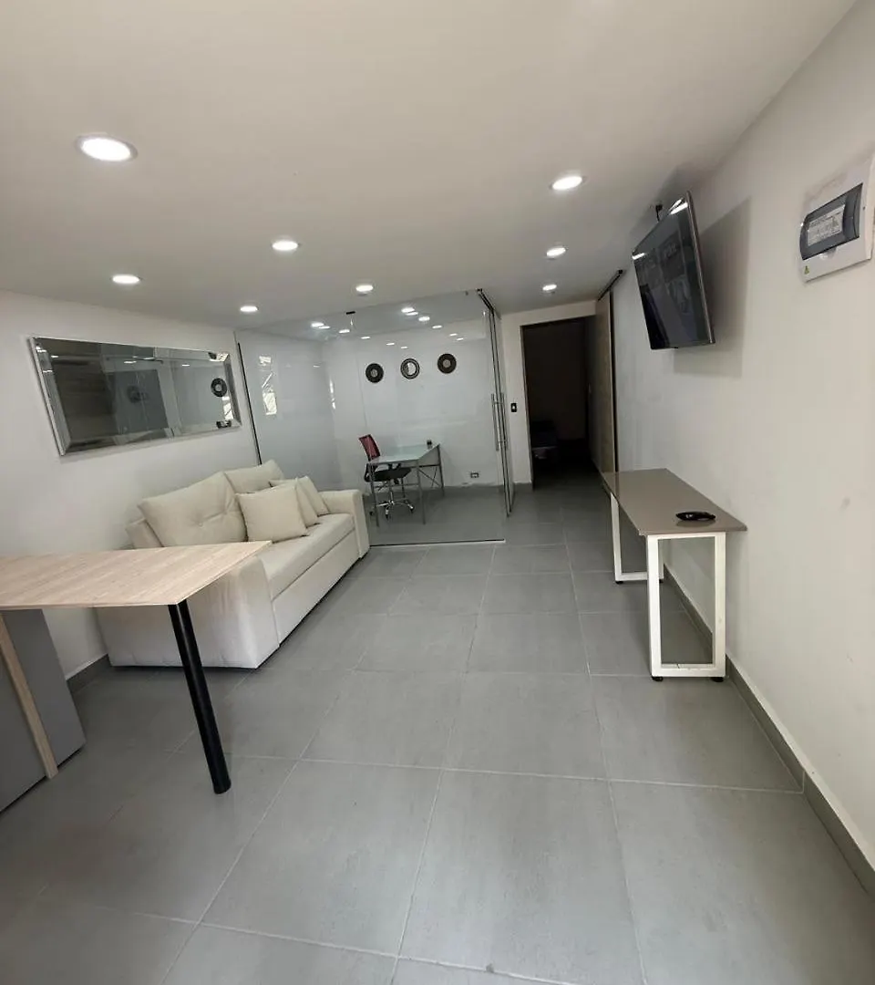 Nova Estudio Medellin 0*,